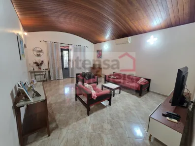 Casa com 3 Quartos à venda, 750m² no Barranco, Taubaté