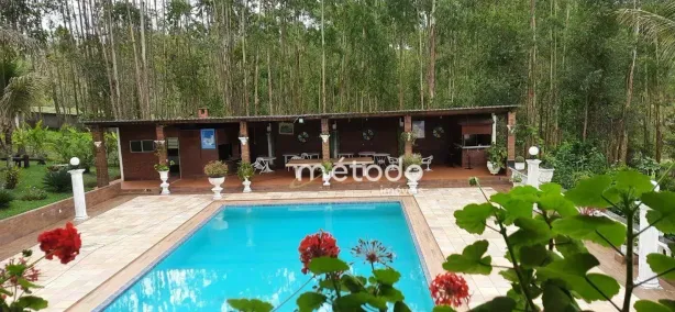 Fazenda/Sítio com 4 Quartos à venda, 1000m² no Maracatu, Guararema