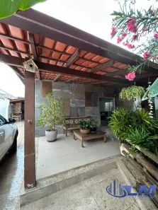 Casa com 3 Quartos para alugar, 180m² no Santa Mônica, Guarapari