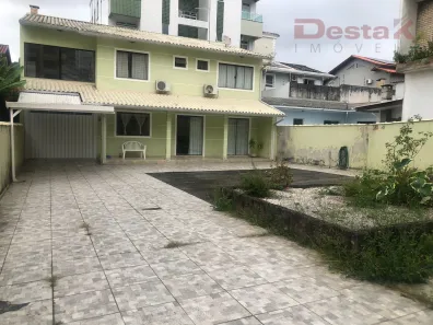 Casa com 2 Quartos à venda, 200m² no Ipiranga, São José
