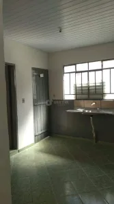 Casa com 2 Quartos para alugar, 60m² no Centro, Uberlândia