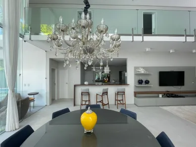 Casa de Condomínio com 3 Quartos para alugar, 500m² no Alphaville I, Salvador
