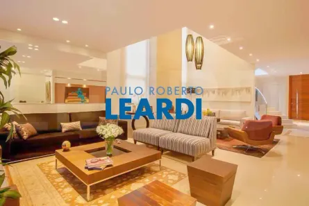 Casa de Condomínio com 4 Quartos à venda, 584m² no Alphaville Residencial Dois, Barueri
