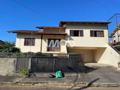 Casa com 3 Quartos à venda, 250m² no Vila Lenzi, Jaraguá do Sul