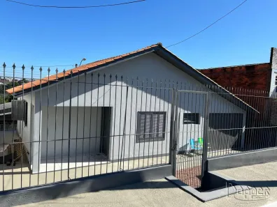 Casa com 2 Quartos à venda, 116m² no Vila Nova, Novo Hamburgo