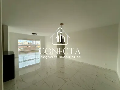 Apartamento com 3 Quartos para alugar, 113m² no Santa Mônica, Uberlândia