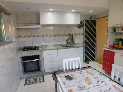 Casa com 3 Quartos à venda, 129m² no da Luz, Nova Iguaçu