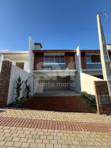 Sobrado com 2 Quartos à venda, 115m² no Desbravador, Chapecó