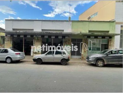 Ponto Comercial com 4 Quartos à venda, 600m² no Centro, Florestal