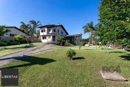 Casa com 3 Quartos à venda, 248m² no Vila Nova, Porto Alegre