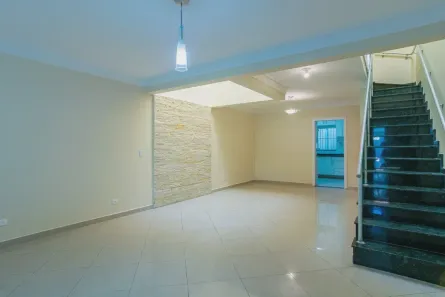 Sobrado com 3 Quartos à venda, 162m² no Vila Helena, Santo André