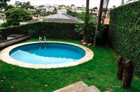 Casa de Condomínio com 3 Quartos para venda ou aluguel, 330m² no Alphaville Residencial Um, Barueri