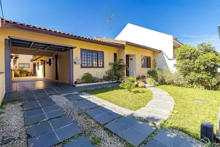 Casa com 3 Quartos à venda, 195m² no São Braz, Curitiba
