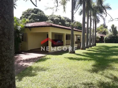 Fazenda/Sítio com 3 Quartos à venda, 588m² no Jockey Camping, Uberlândia