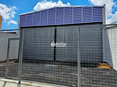 Ponto Comercial para alugar, 370m² no Marta Helena, Uberlândia