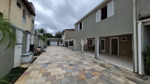 Casa de Condomínio com 4 Quartos à venda, 285m² no Loteamento João Batista Julião, Guarujá