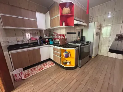 Casa com 3 Quartos à venda, 190m² no Castanheira, Porto Velho