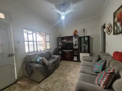Casa com 2 Quartos à venda, 86m² no Centro, São Vicente