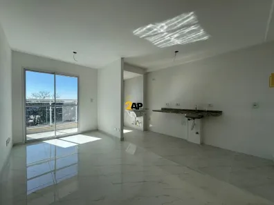Apartamento com 2 Quartos à venda, 60m² no Jardim Marilu, Carapicuíba