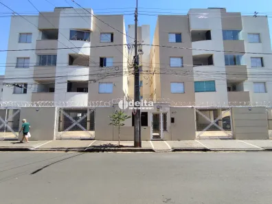 Apartamento com 2 Quartos para alugar, 66m² no Saraiva, Uberlândia