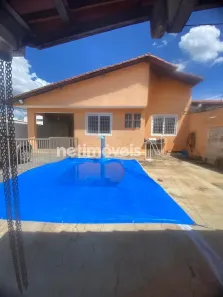 Casa com 2 Quartos para alugar, 275m² no Centro, Betim