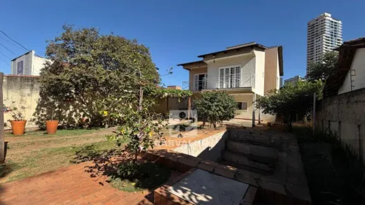 Sobrado com 5 Quartos à venda, 192m² no Parque Amazônia, Goiânia