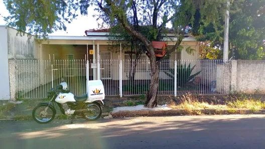 Casa com 3 Quartos para alugar, 120m² no Vila Menuzzo, Sumaré