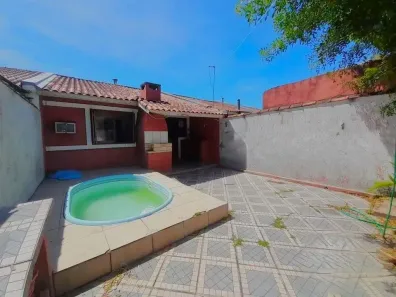 Casa com 2 Quartos à venda, 132m² no Hípica, Porto Alegre