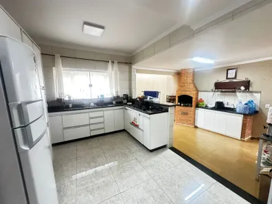 Casa com 3 Quartos à venda, 174m² no Jardim América, Bauru