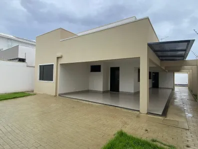 Casa com 3 Quartos à venda, 213m² no Plano Diretor Sul, Palmas