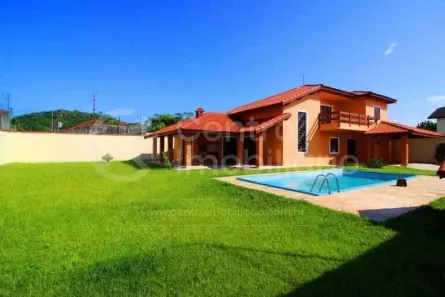 Casa com 6 Quartos à venda, 379m² no Belmira Novaes, Peruíbe