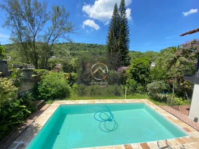 Casa com 3 Quartos à venda, 400m² no Mata Paca, Niterói