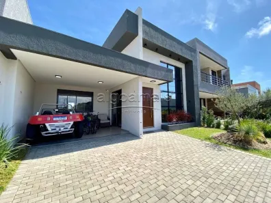 Casa de Condomínio com 3 Quartos à venda, 148m² no , Xangri-Lá