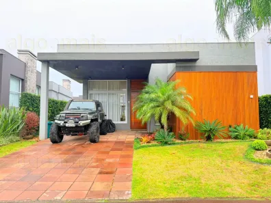 Casa de Condomínio com 4 Quartos à venda, 212m² no , Xangri-Lá