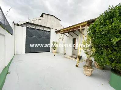 Galpão/Depósito/Armazém com 2 Quartos para alugar, 300m² no Ramos, Rio de Janeiro