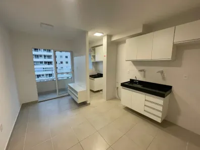 Apartamento com 2 Quartos para alugar, 49m² no Antares, Maceió