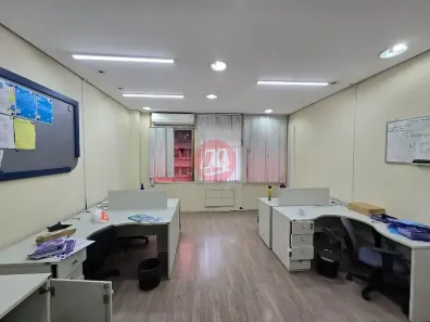 Sala Comercial para venda ou aluguel, 284m² no Centro Histórico, Porto Alegre