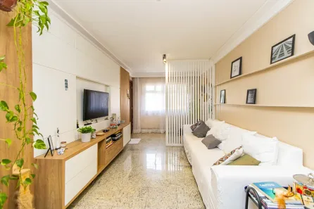 Sobrado com 4 Quartos à venda, 124m² no Cajuru, Curitiba