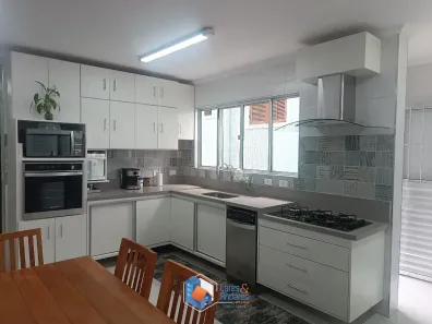 Sobrado com 4 Quartos à venda, 240m² no Vila Basileia, São Paulo