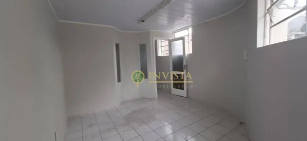Sala Comercial para alugar, 33m² no Coqueiros, Florianópolis