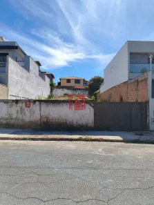 Lote/Terreno à venda, 360m² no Cabral, Contagem