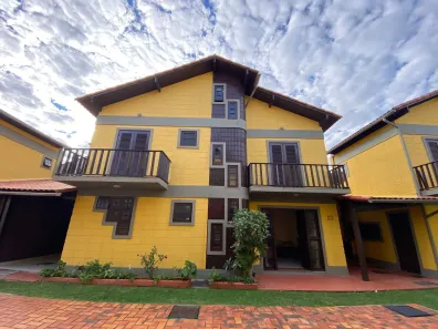 Casa de Condomínio com 2 Quartos à venda, 145m² no Peró, Cabo Frio