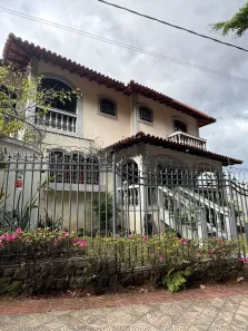 Casa com 4 Quartos para alugar, 450m² no São Bento, Belo Horizonte