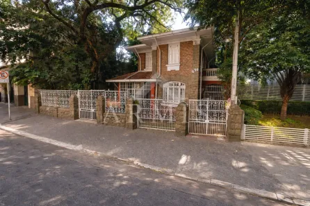 Casa com 9 Quartos à venda, 250m² no Santa Cecília, São Paulo