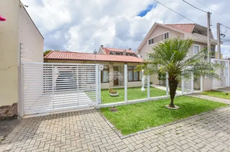 Casa com 3 Quartos à venda, 143m² no Fanny, Curitiba