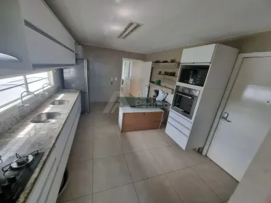 Apartamento com 4 Quartos à venda, 255m² no Vassoural, Caruaru