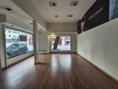 Ponto Comercial para alugar, 140m² no Indianópolis, São Paulo