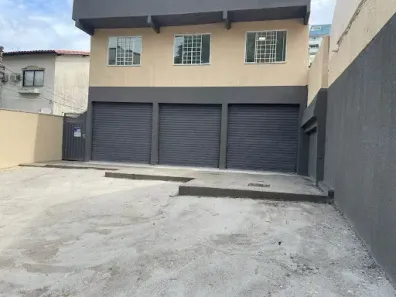 Ponto Comercial para alugar, 27m² no Santa Rosa, Niterói