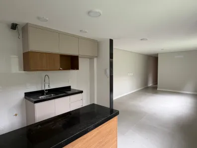 Apartamento com 2 Quartos para alugar, 80m² no Sans Souci, Nova Friburgo