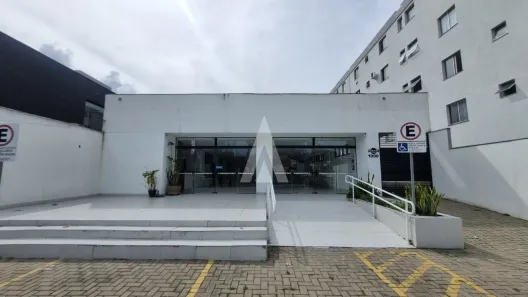 Imóvel Comercial à venda, 300m² no América, Joinville